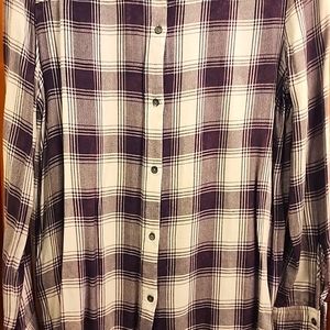 Womens plaid button back